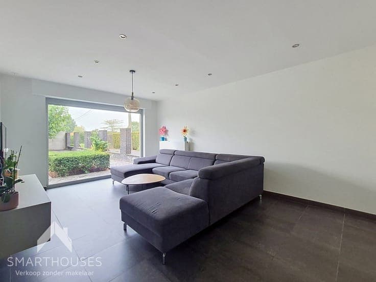 Bright move-in ready home, 3 beds in a quiet area
