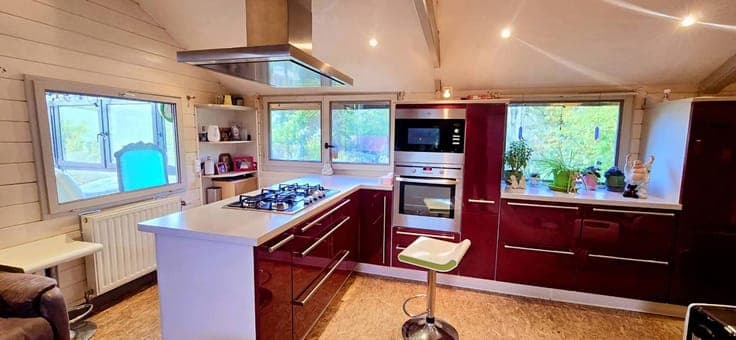 Magnificent chalet on 6,550 m² of land