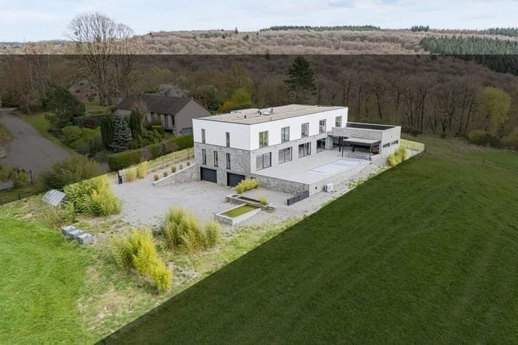 Sale - House Erezée - 995,000 €