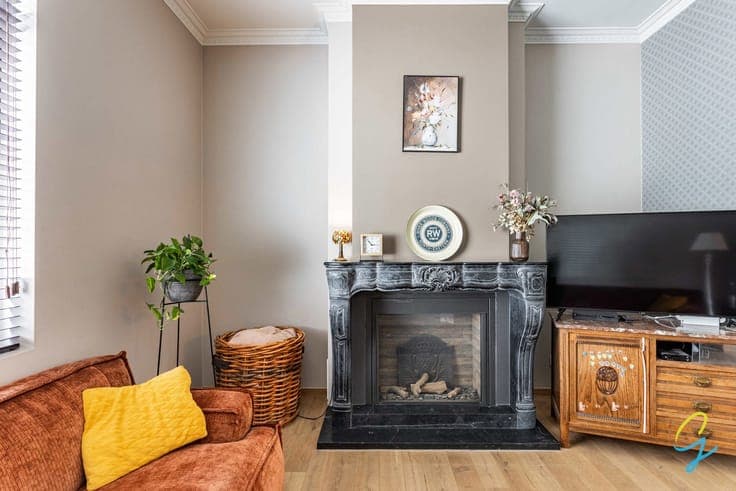 Characterful, fully renovated home in Asper