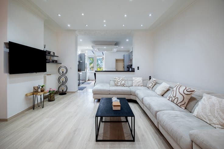 Beautiful fully renovated house located in Charleroi