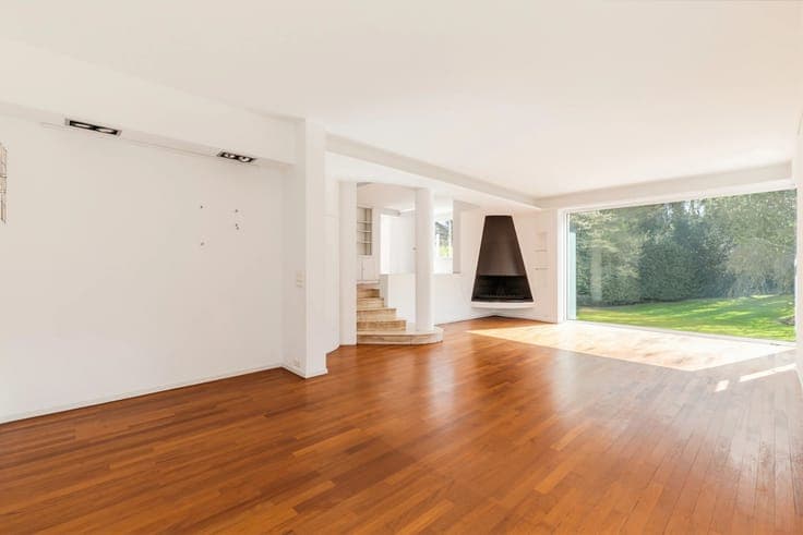 Prince of Orange: superb architect's villa