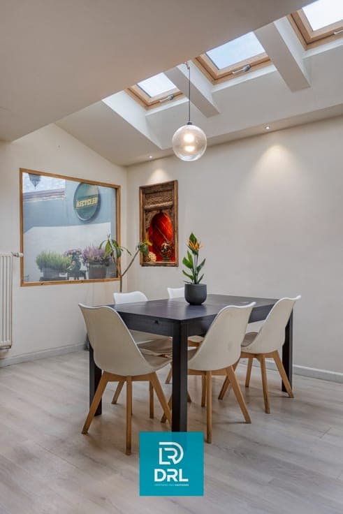 Af te werken woning met grote werkplaats/loods te Sint-Kr...