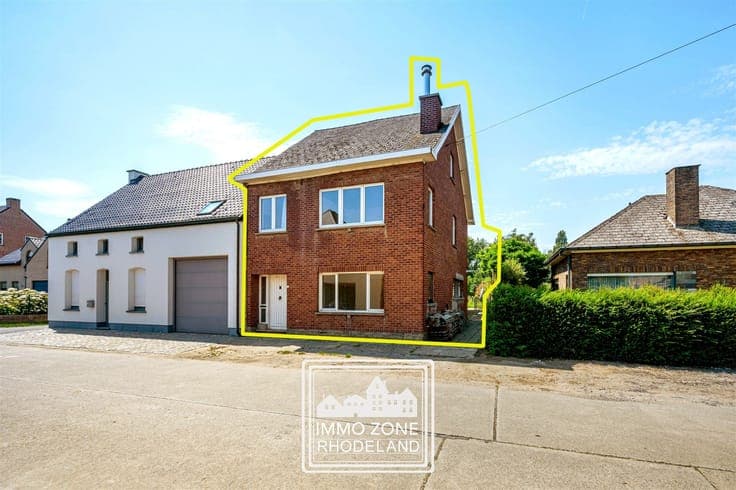 Knappe halfopen woning met 3 slpks en tuin