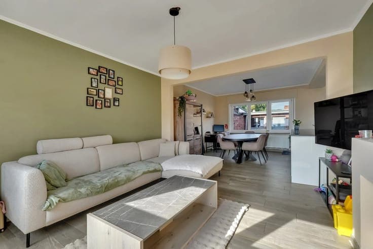 Spacious family home with 3 bedrooms in Heers