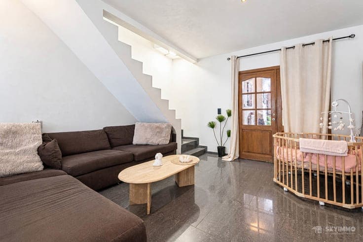 MAGNIFIQUE MAISON 3 FAÇADES - 4CH -TERRASSE/JARDIN- BON ÉTAT