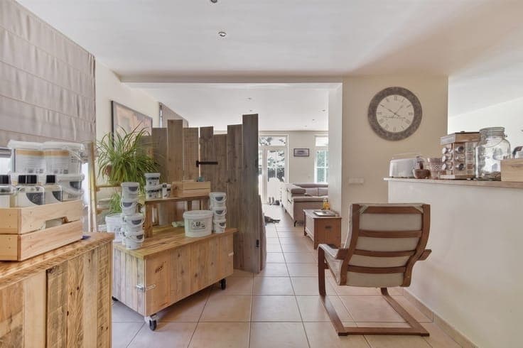 Ruime woning met 5 slaapkamers op toplocatie