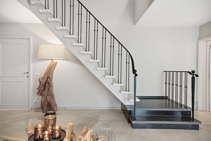 Exclusieve en veelzijdige villa op een perceel van 1.988 ...