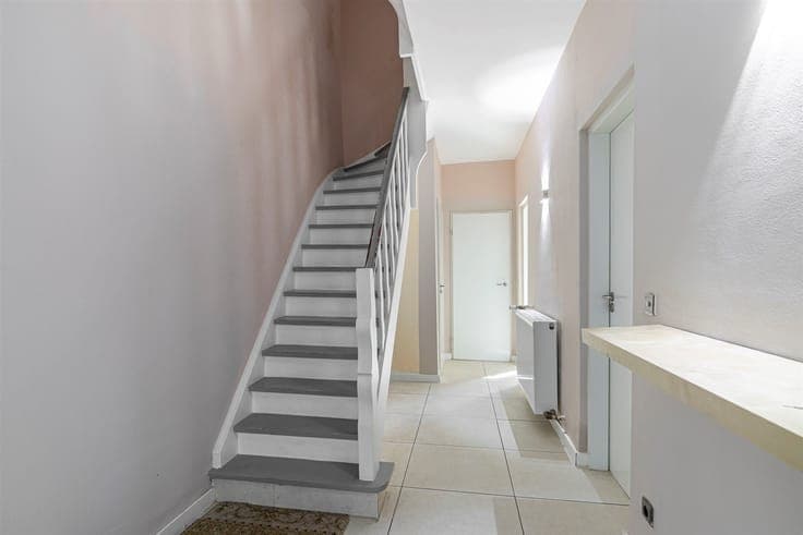 verzorgde bel-etage woning (157m²) met 3 slpkrs en tuin (108