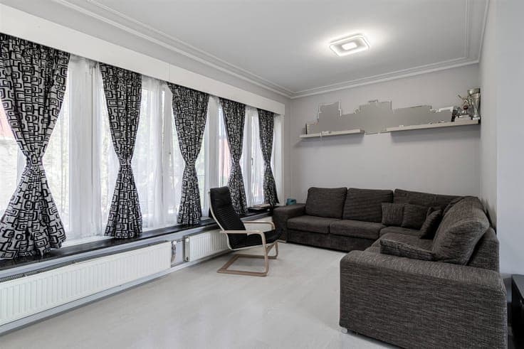 verzorgde bel-etage woning (157m²) met 3 slpkrs en tuin (108