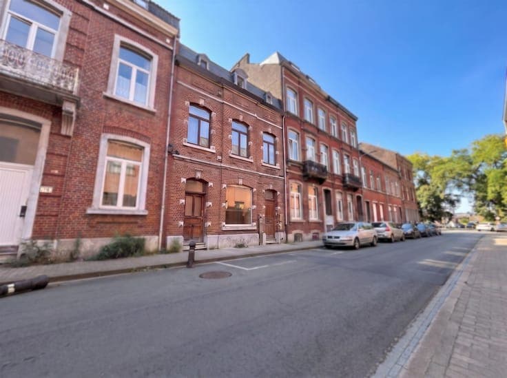 Immeuble de rapport avec permis octroyé pour 3 logements