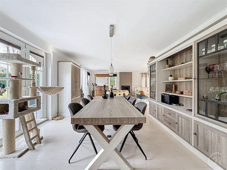 Bois de Rognac – Villa haut de gamme avec 6 chambres et 2 bu