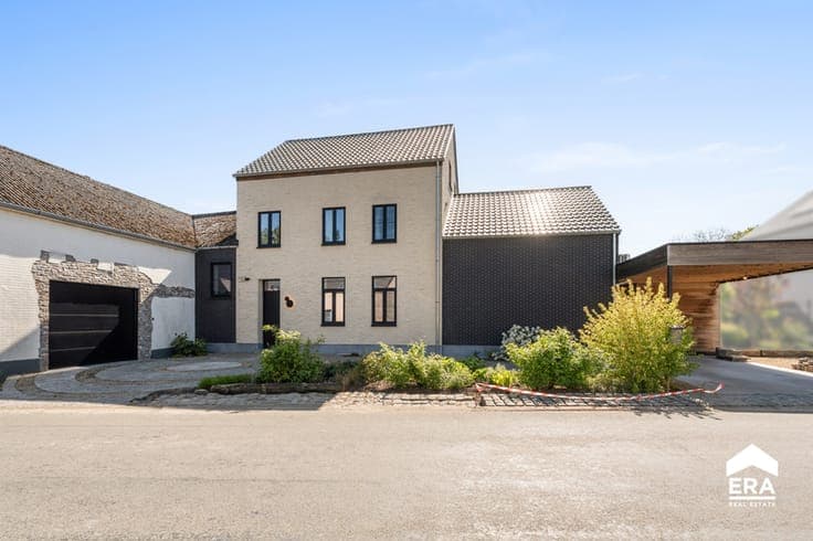 Renovated Villa with Garage and Carport in Gingelom