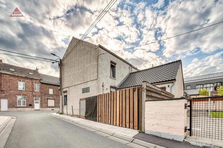 House in Aiseau-Presles