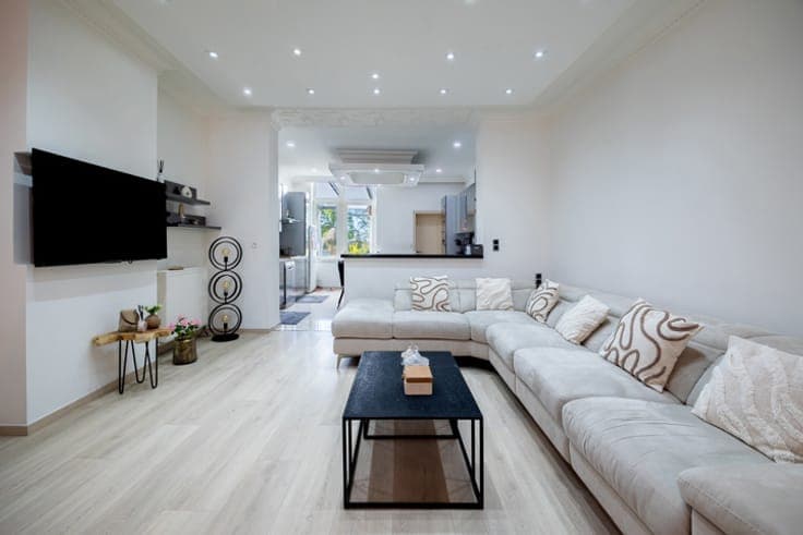 Beautiful fully renovated house located in Charleroi