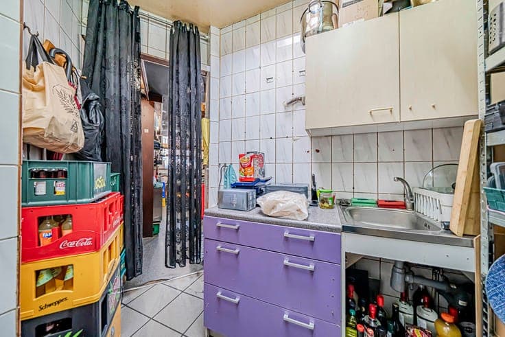 Ideally located investment property!
