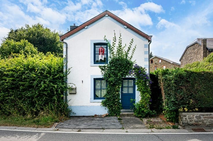 Detached House for Sale in Courtil