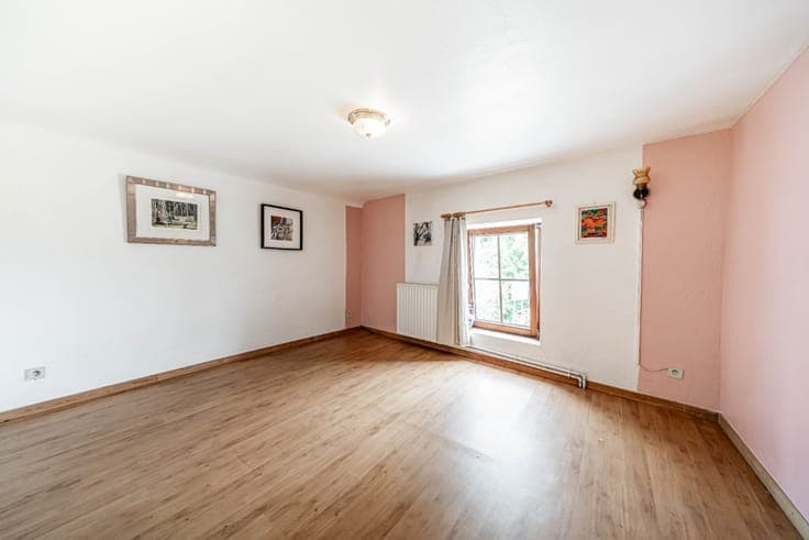 Detached House for Sale in Courtil