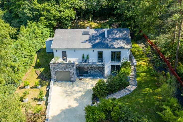 HENNUYERES - Bois de la Houssière, 3-bedroom house with 2 ba