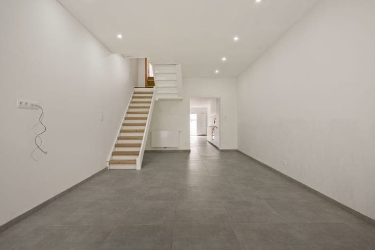 Instapklare & rustig gelegen rijwoning met 4 SLK & stadstuin