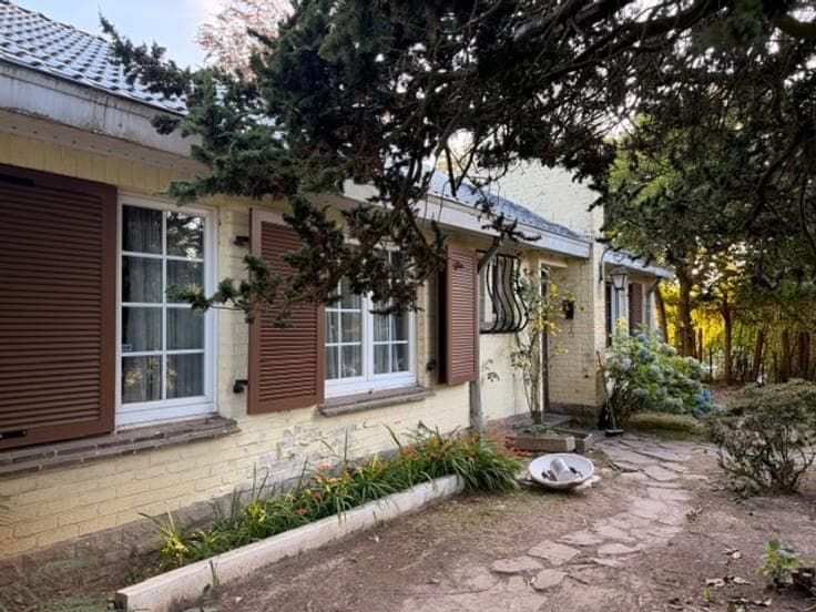 House in Waterloo