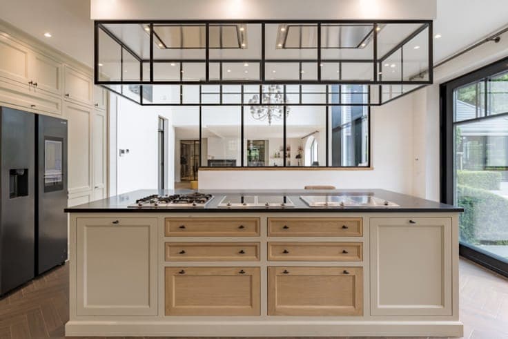 Exceptional Contemporary Estate with Private Sports Faciliti