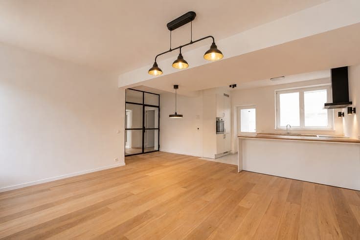 Investment property | Renovated luxury - Premium location