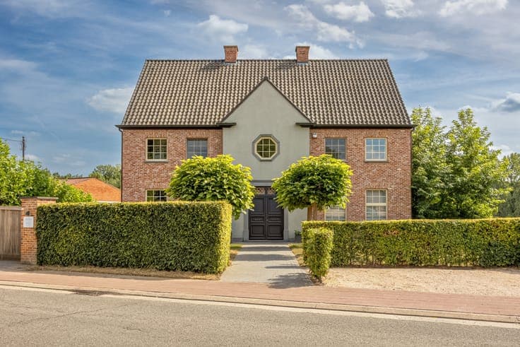 Timeless family villa in leafy Bekkevoort