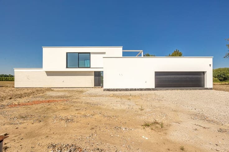 Modern new-build home with panoramic views in Gingelom