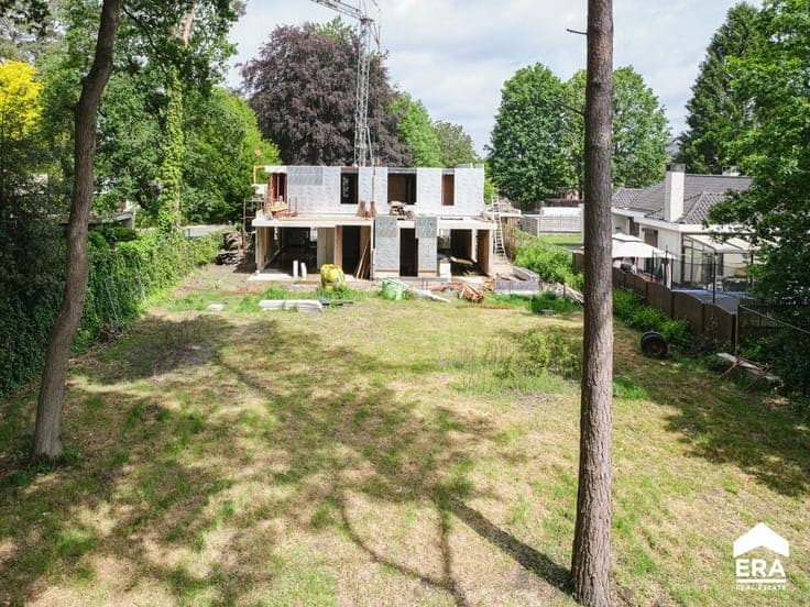 Semi-detached house for sale in Houthalen