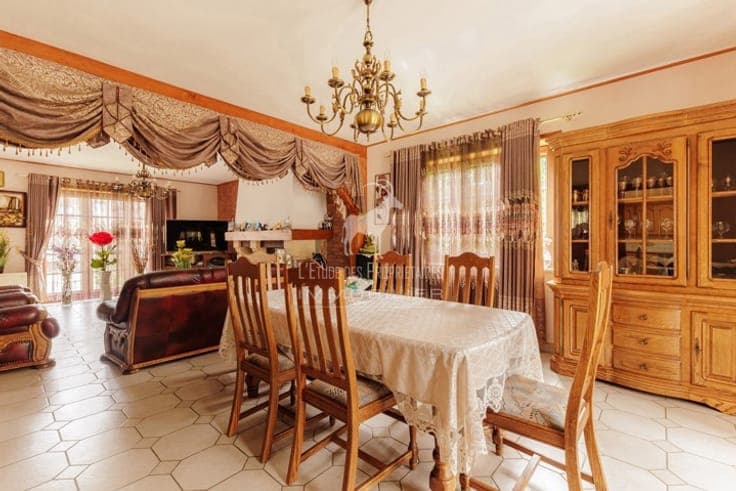 Magnificent 7 bedroom villa for sale in Colfontaine