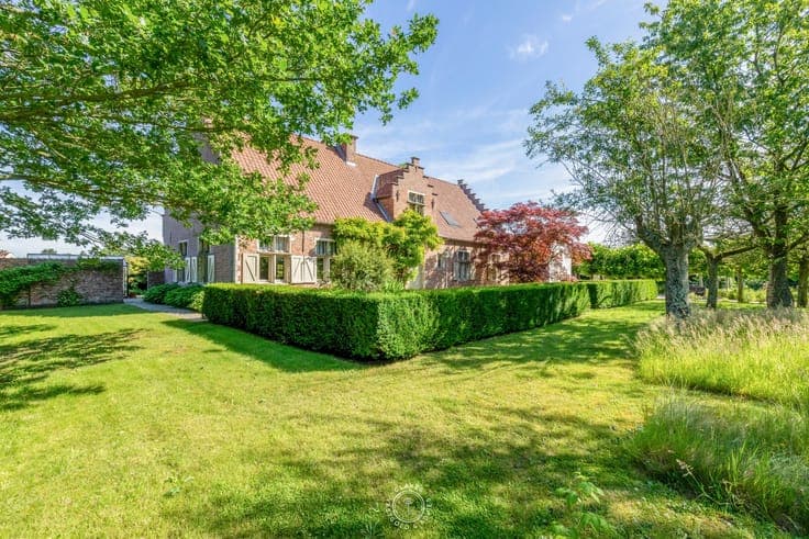 Exclusieve karakterhoeve midden de velden van Sinaai-Waas