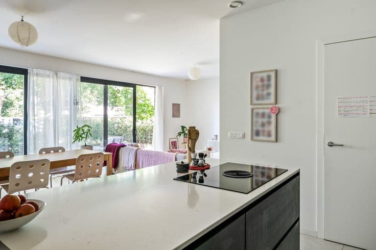 Energiezuinige woning met 3 slpkrs, 2 badkrs, terras en t...