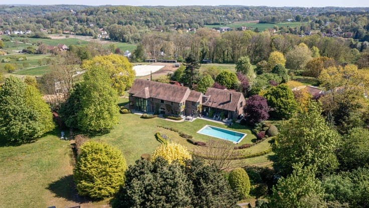 Superbe propriété au grand calme - 6 chambres/4sdb - piscine