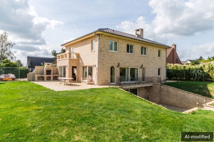 Magnificent villa with generous living spaces