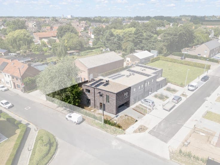 Volledig afgewerkte moderne nieuwbouwwoning te koop! | Ku...