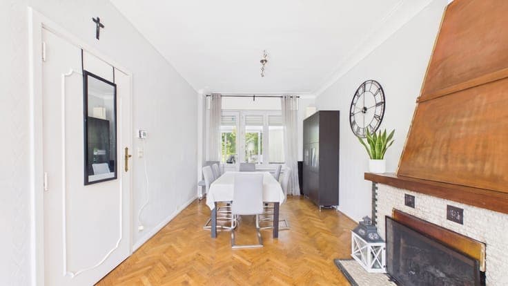 Uccle – House 2 beds + POTENTIAL l 3rd bed + garage + garden
