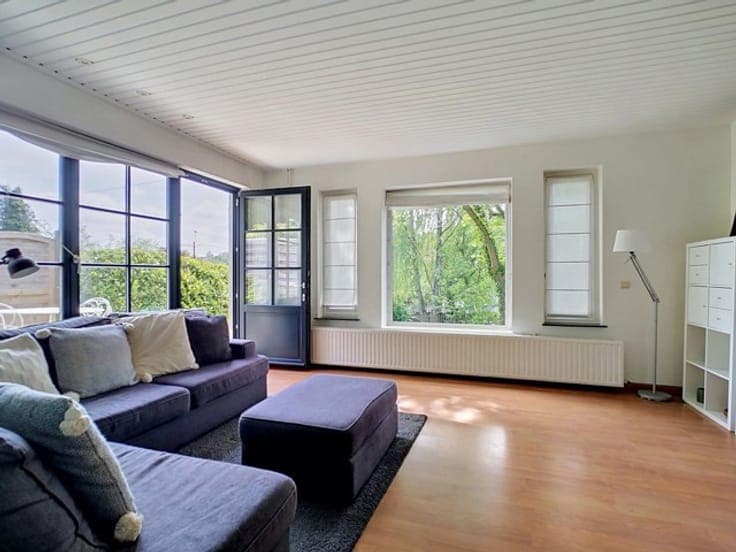 4-BR house in the heart of a green and leafy environment.