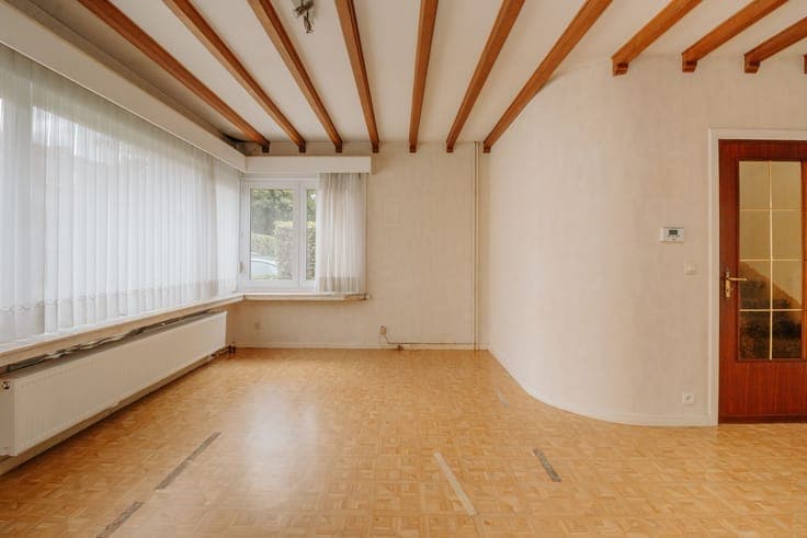 Te renoveren HOB in wijk Molenveld in Edegem