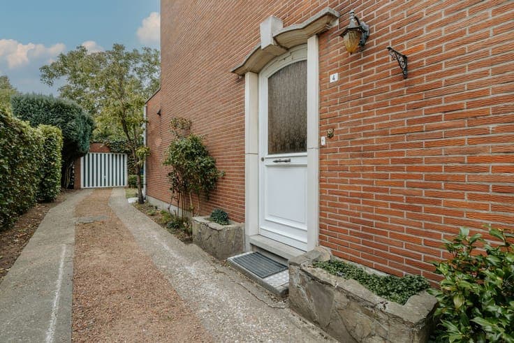 Te renoveren HOB in wijk Molenveld in Edegem