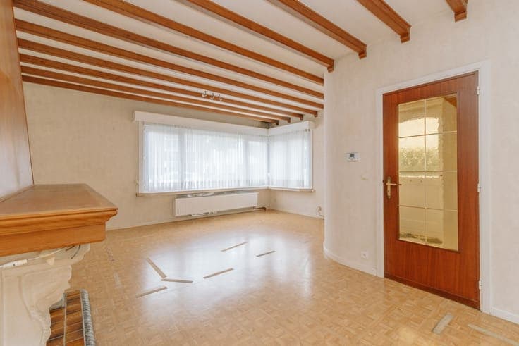 Te renoveren HOB in wijk Molenveld in Edegem