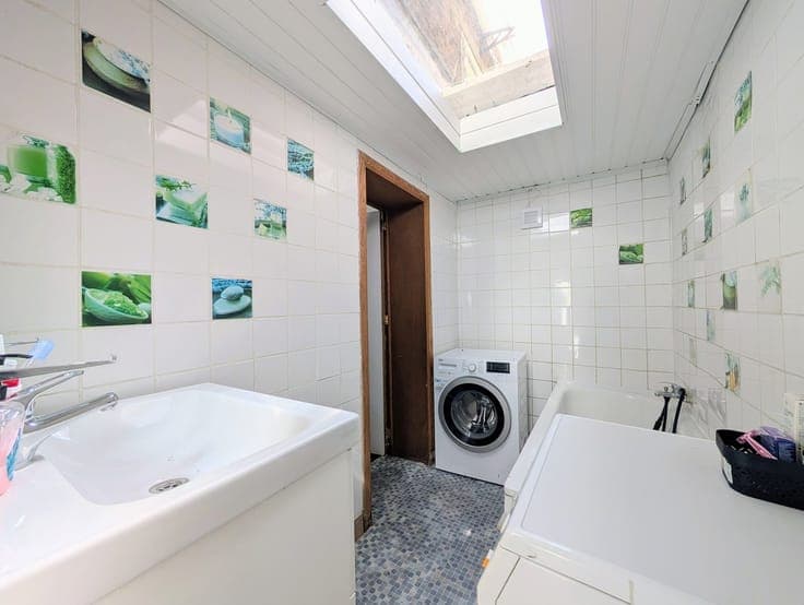 Immeuble de 4 unités dans une rue calme