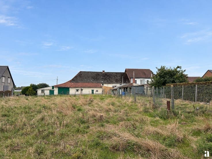 Projectgrond met verkavelingsvergunning voor 2 woningen