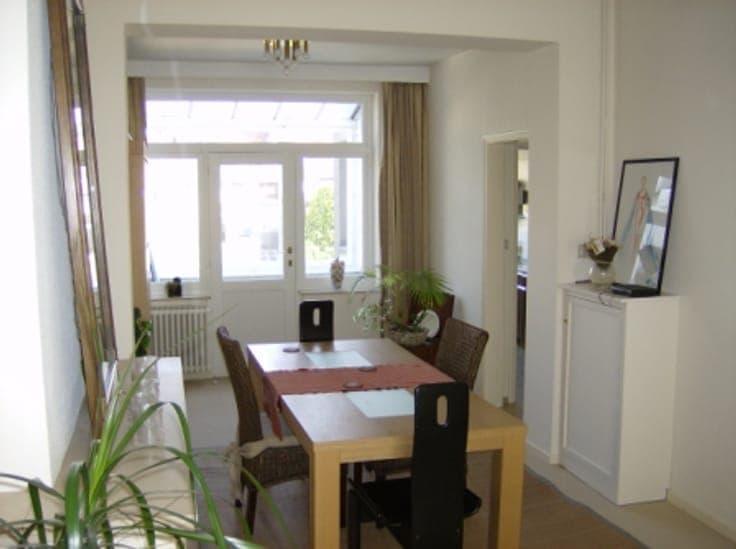 Bright house w/ garden & garage 5 bdrms Quartier aux Fleurs