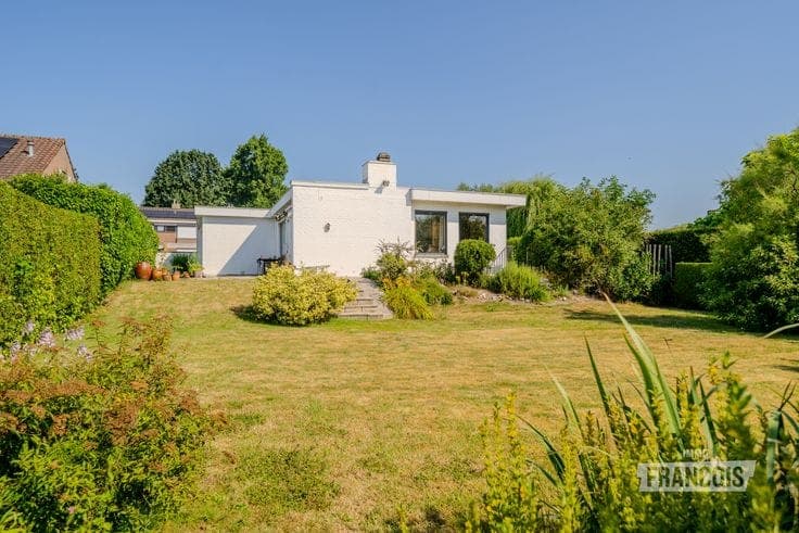 Charming single-storey villa/bungalow with 3 bedrooms in a …