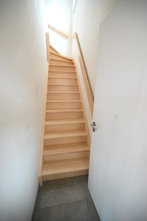 TOPPER!! MODERNE én RECENTE (2023) woning met GARAGE!