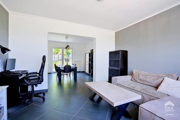 VISIT THIS PROPERTY ON SATURDAY 13/06 FROM 11H00 TO 12H00