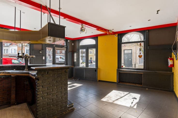 Renovation project: commercial property in Merksem