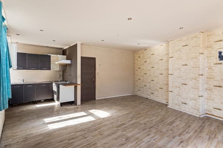 Renovation project: commercial property in Merksem