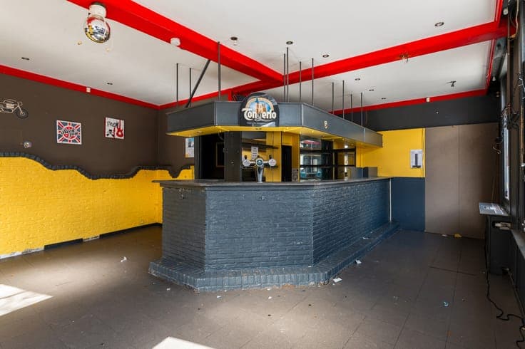 Renovation project: commercial property in Merksem